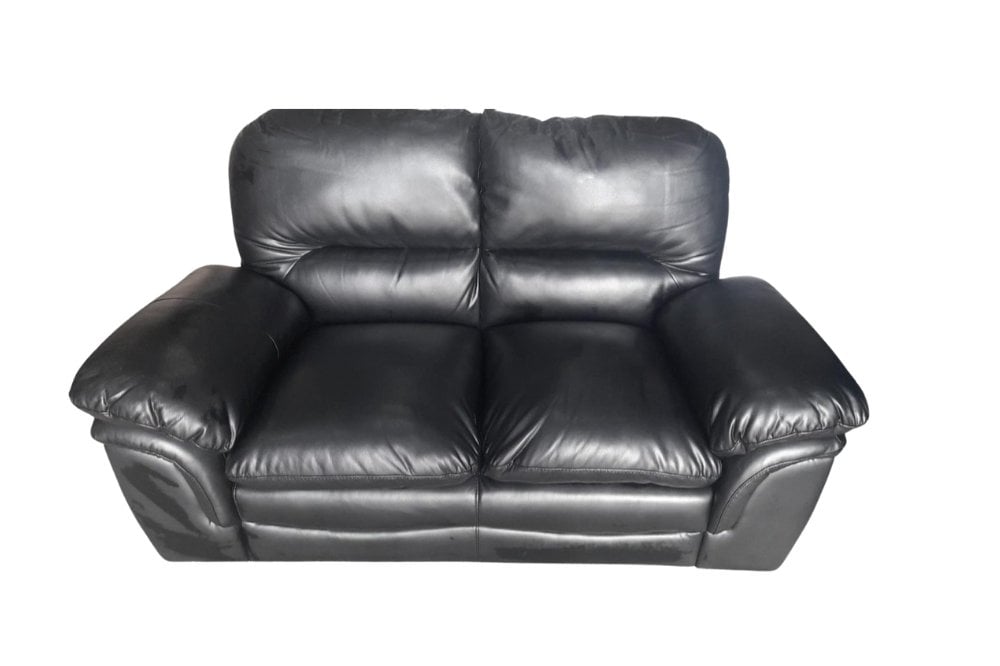 Outlet Verona Black Leather 2 Seater Sofa