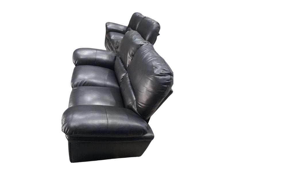 Outlet Verona Black Leather 2 Seater Sofa