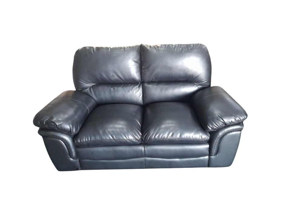 Outlet Verona Black Leather 2 Seater Sofa