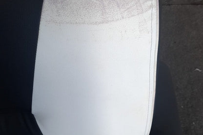 Outlet Passers Grey And White Leather 2 seater