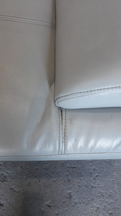 Outlet Islington Light Grey Leather Armchair - Furniture Instore