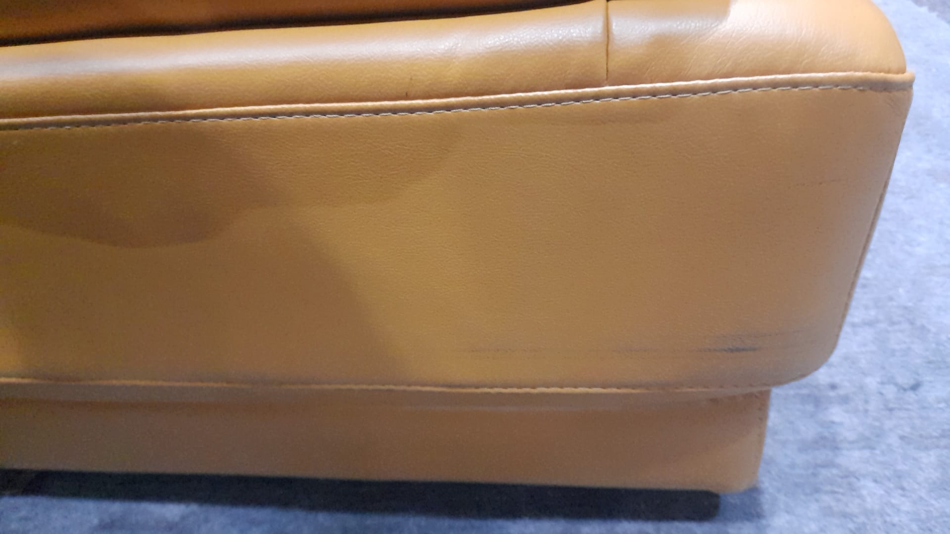 Outlet Islington Mustard Leather 2 Seater Sofa - Furniture Instore