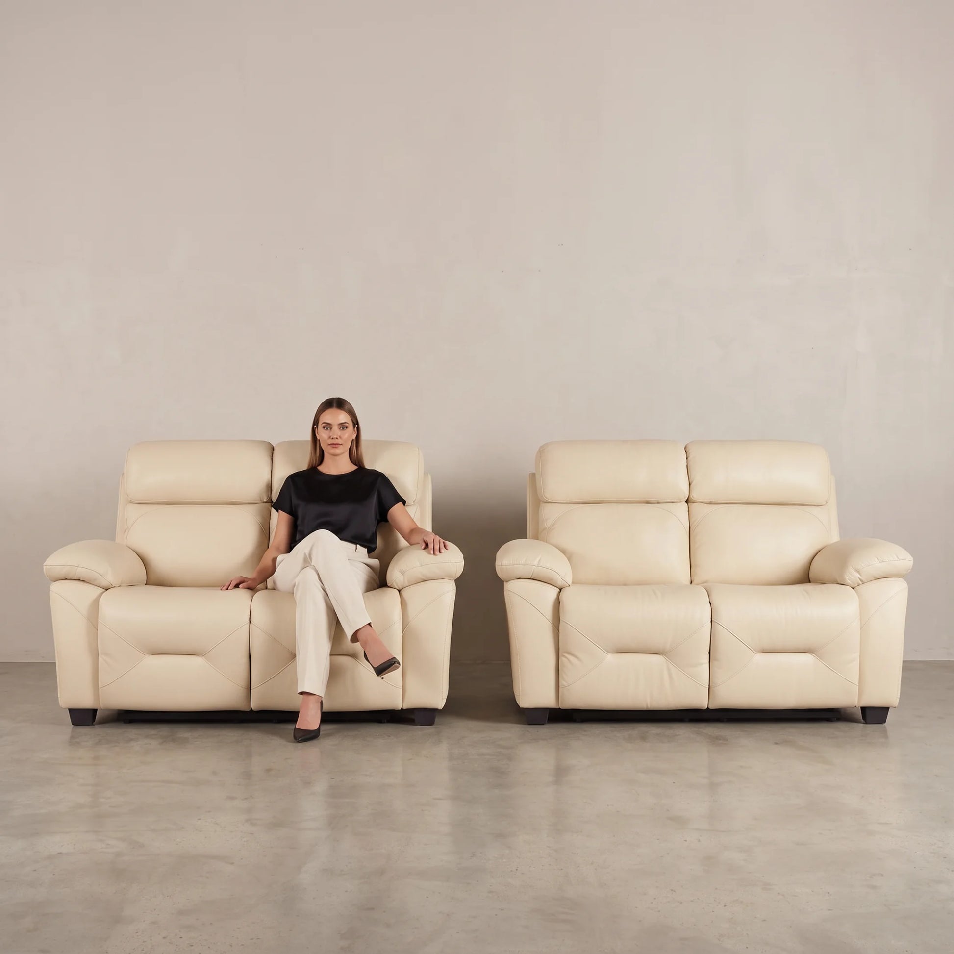 rivello-cream-leather-2-2-upholstery-set