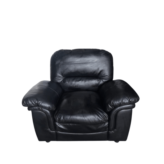 Outlet Verona Black Leather Armchair - Furniture Instore