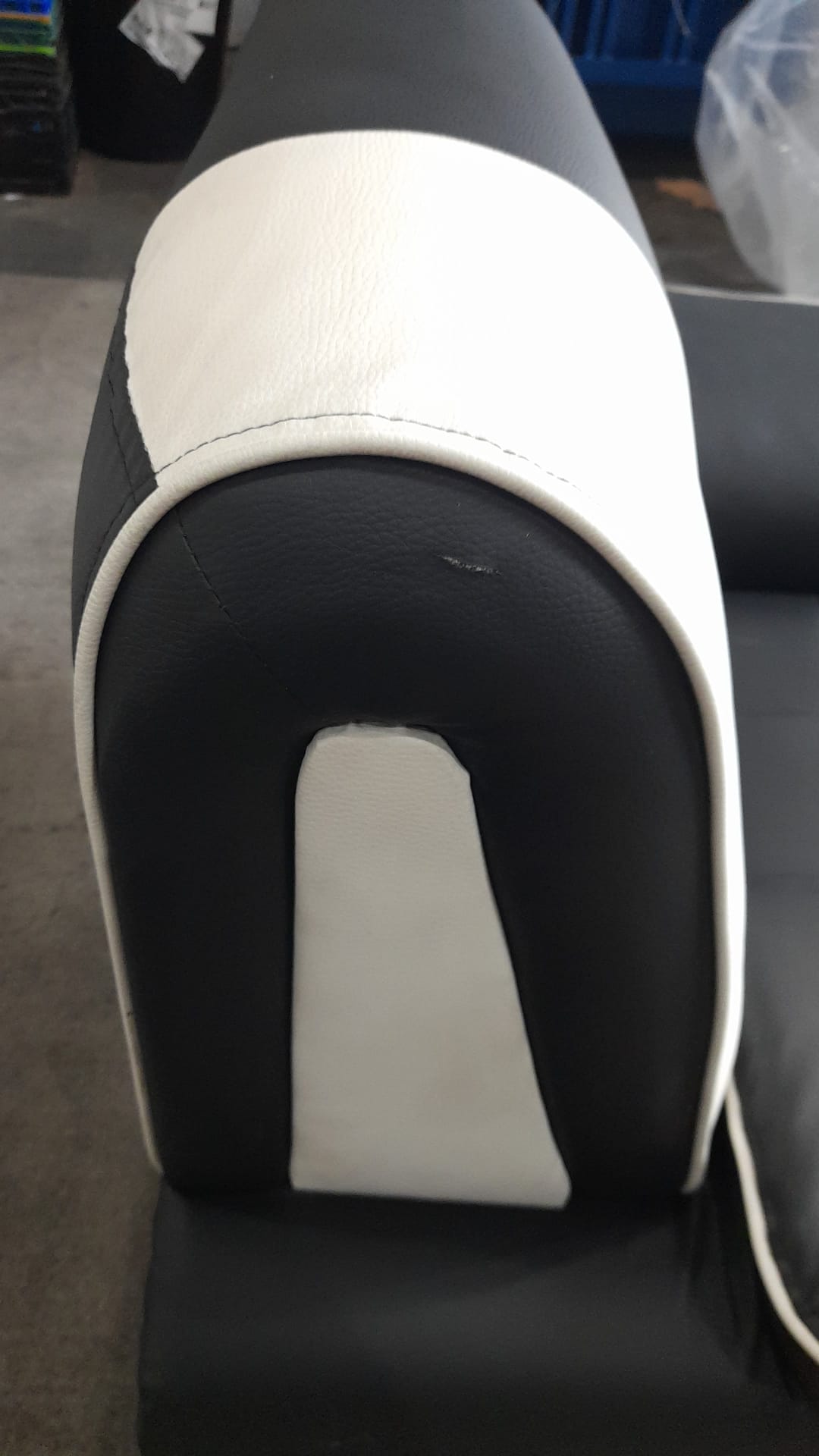 Outlet Passero Black/White Armchair