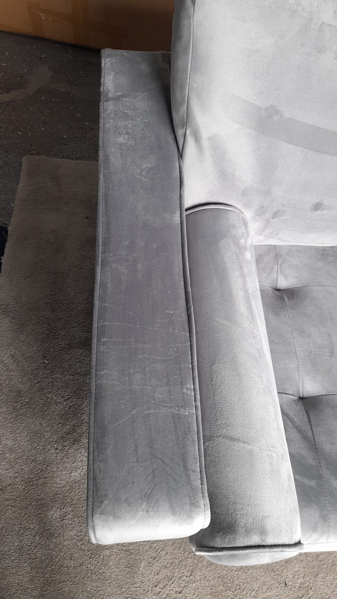 Outlet Scott Grey Velvet 3 Seater Sofa