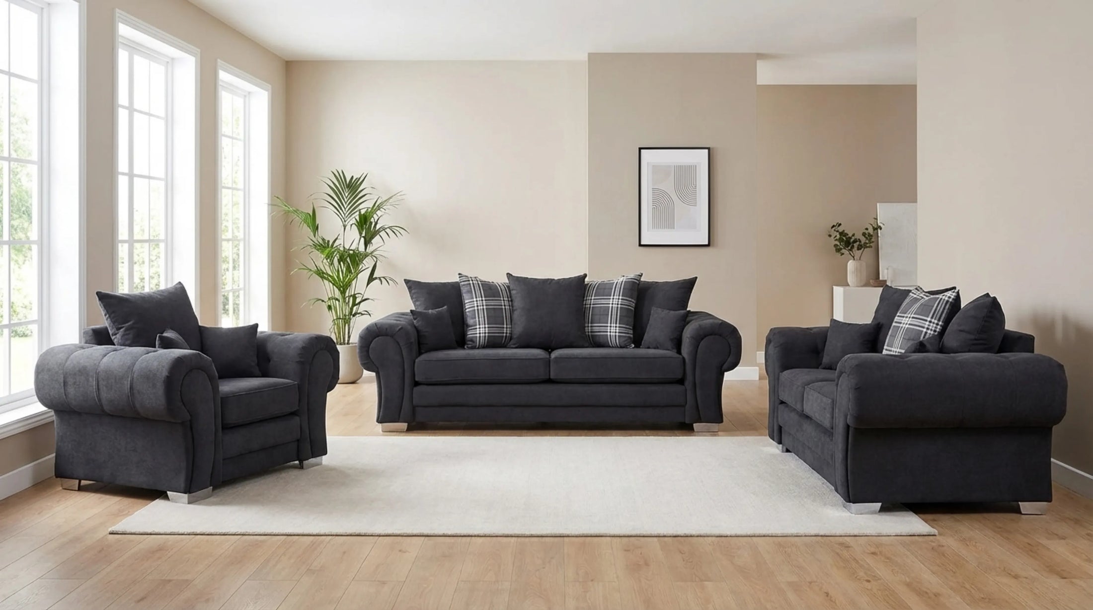 Black leather sofa - Furniture Instore