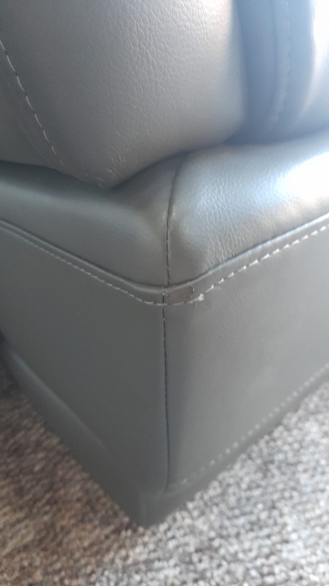 Outlet Islington Dark Grey Leather Armchair