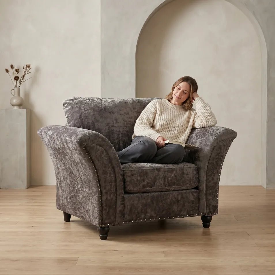 canterbury-truffle-lounge-ready-armchair