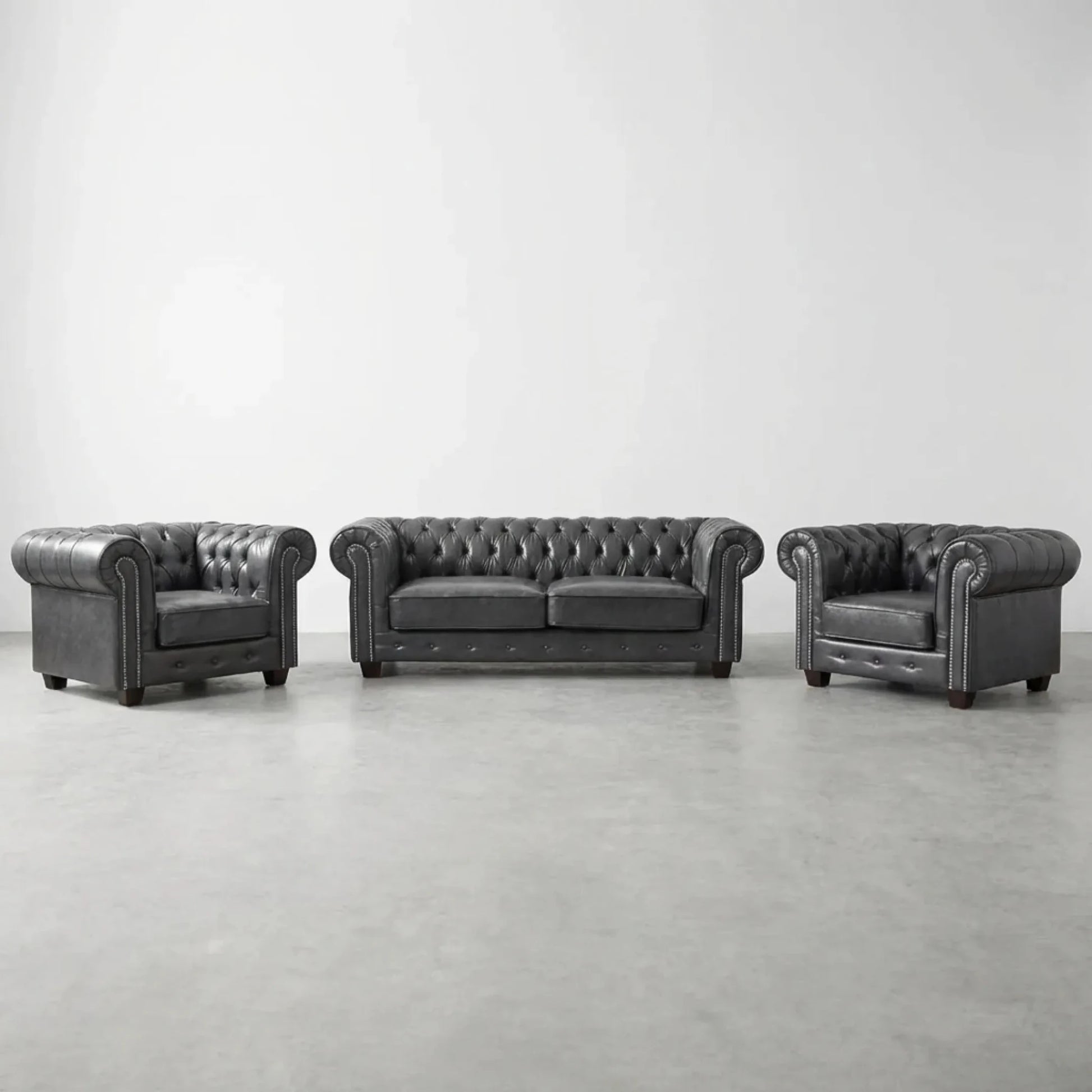 antique-grey-leather-chesterfield-3-1-1-seater-sofa-set