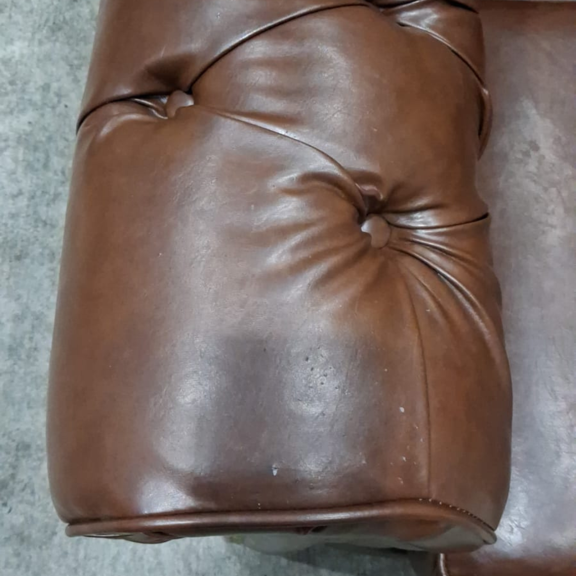 Outlet Chesterfield Brown Leather Antique 2 Seater Sofa - Furniture Instore