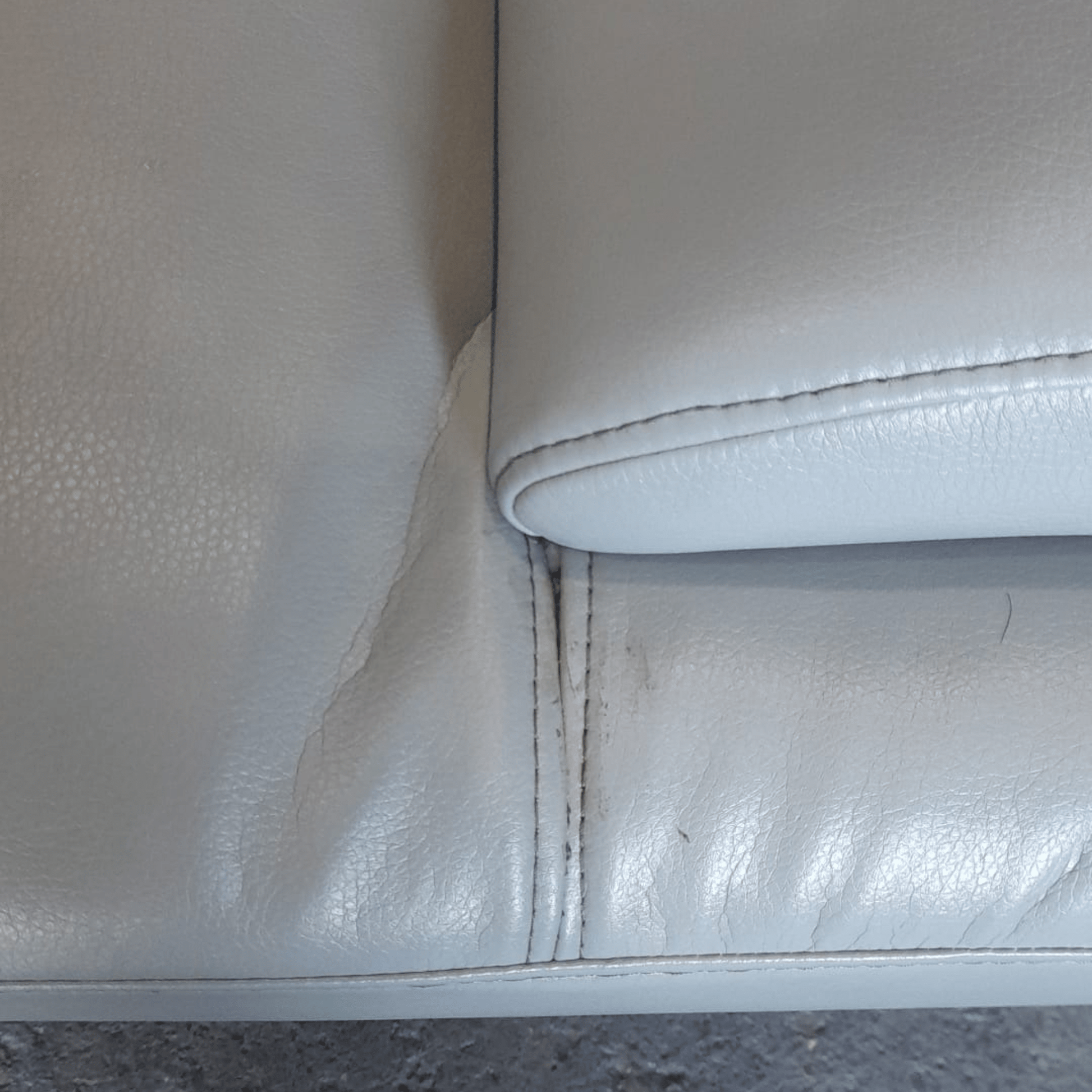 Outlet Islington Light Grey Leather Armchair - Furniture Instore