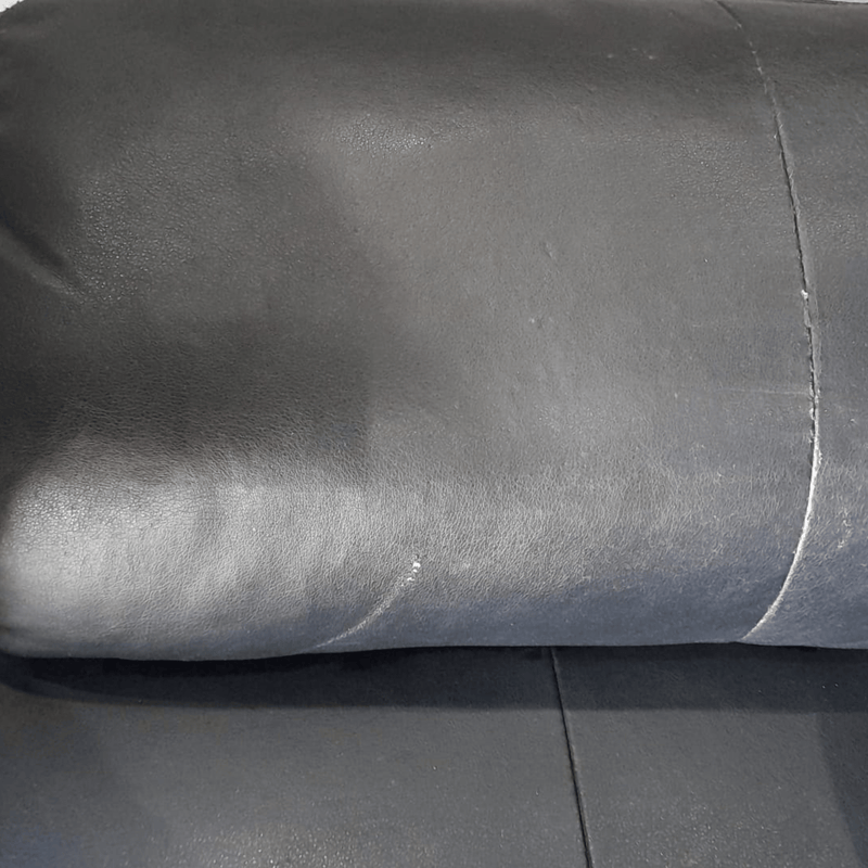 close up of outlet leather 3 seater sofa