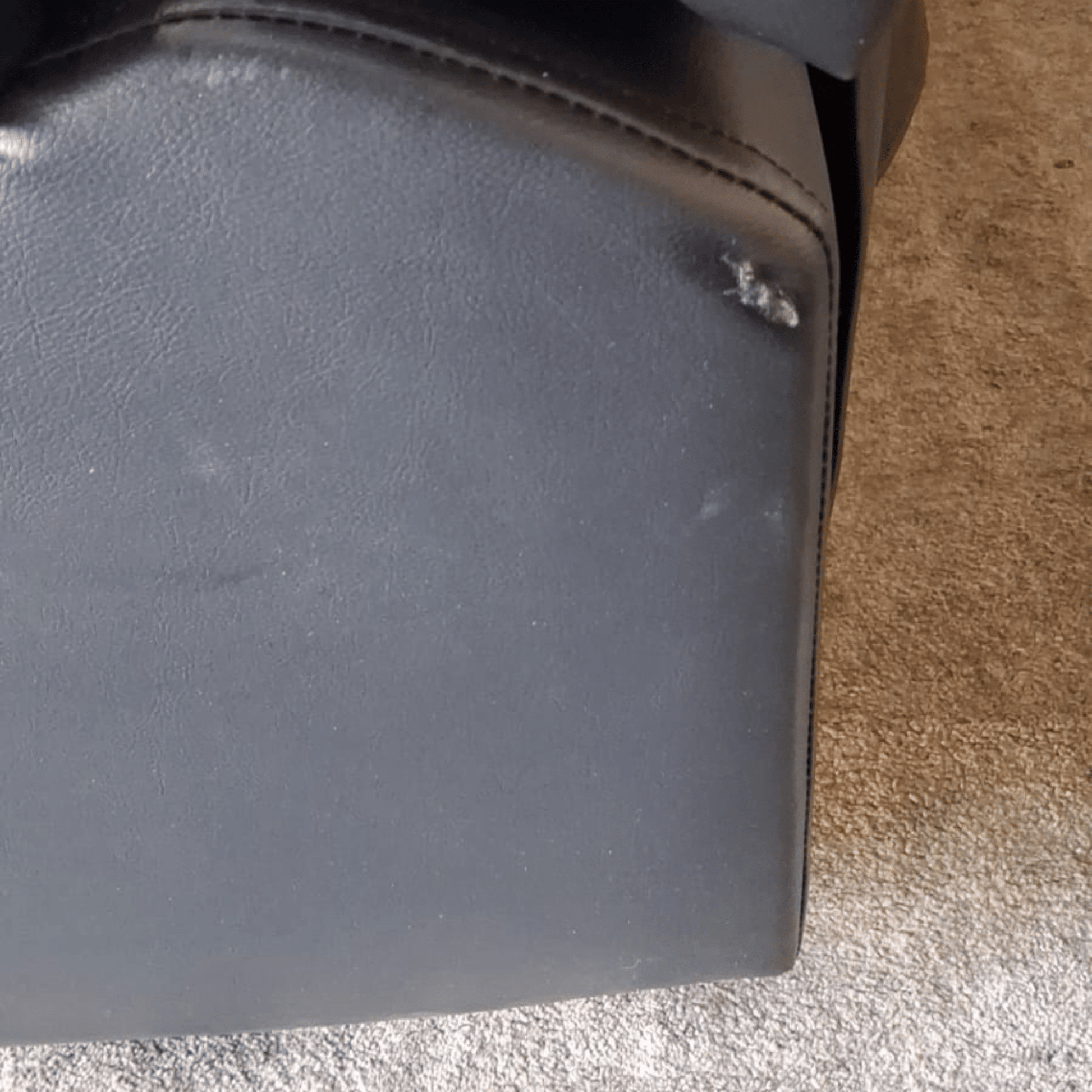 Outlet Valencia Black Leather 3 Seater Manual Recliner Sofa - Furniture Instore