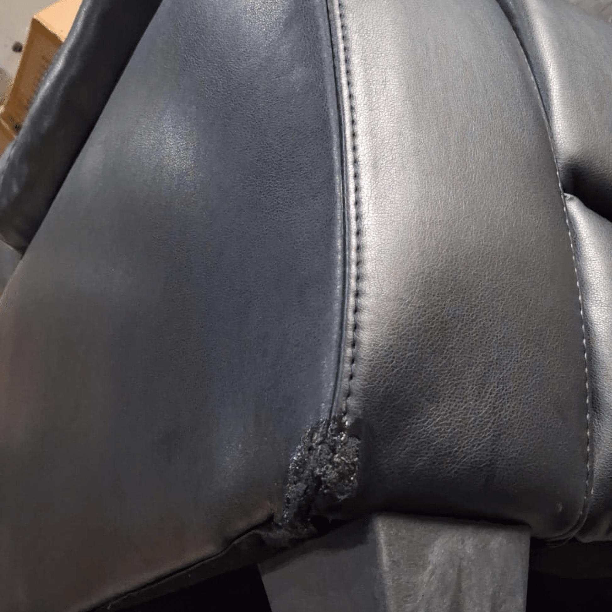 Outlet Valerie Black Leather 3 Seater Sofa - Furniture Instore